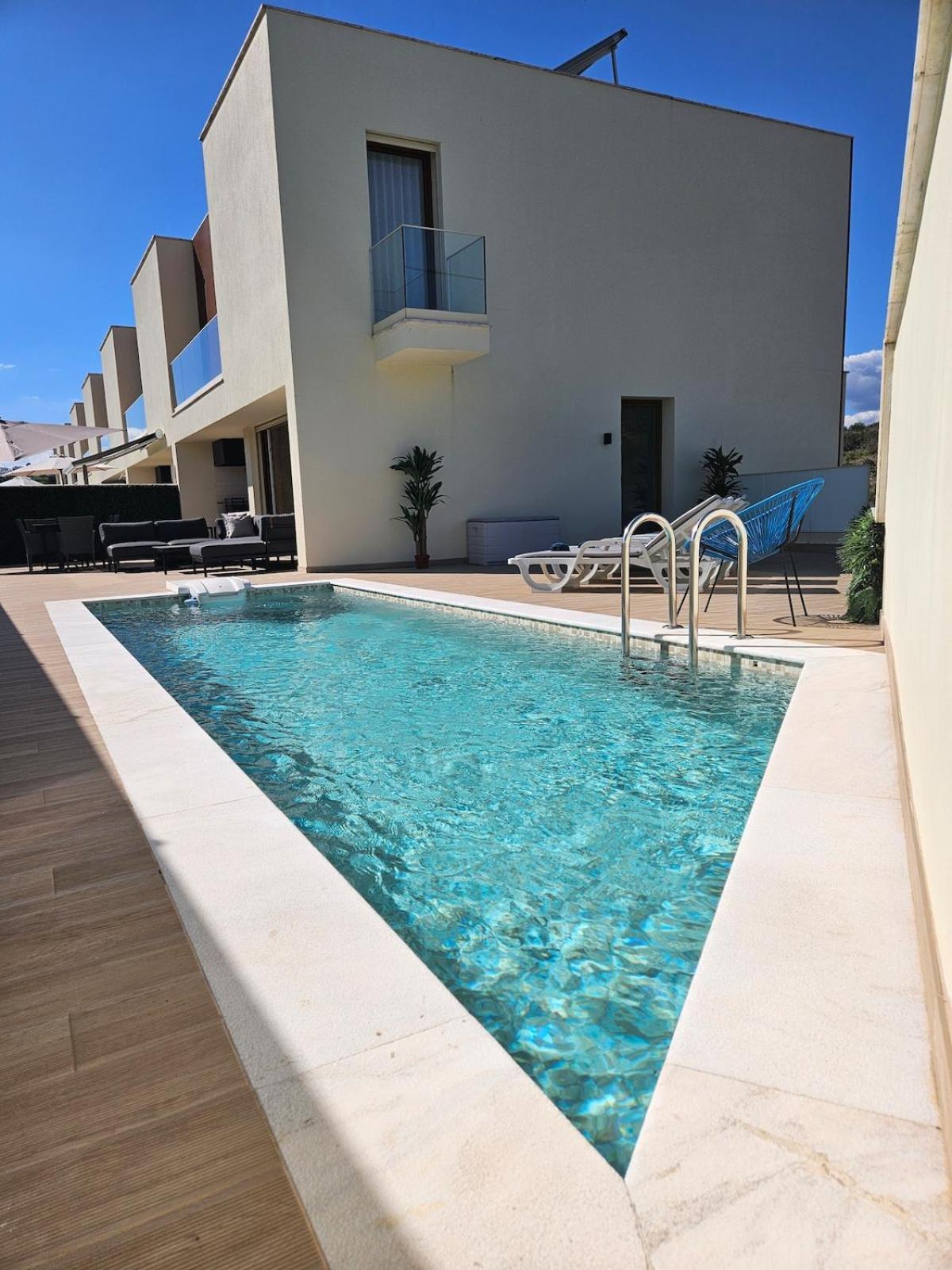 Villa La Colline I Private Pool Oasis Near Old Town Albufeira